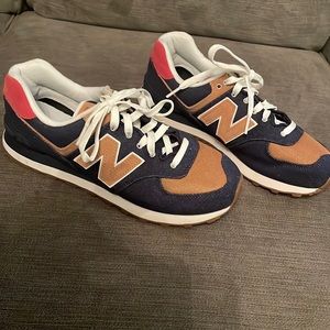EUC Men’s New Balance Sneakers